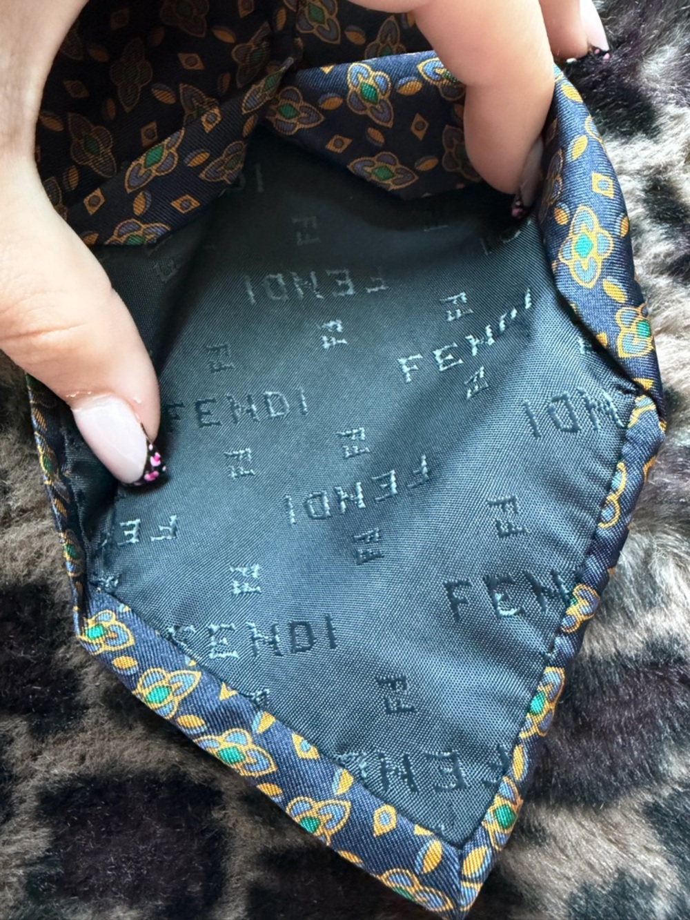 Fendi tie - Picture 3 of 5